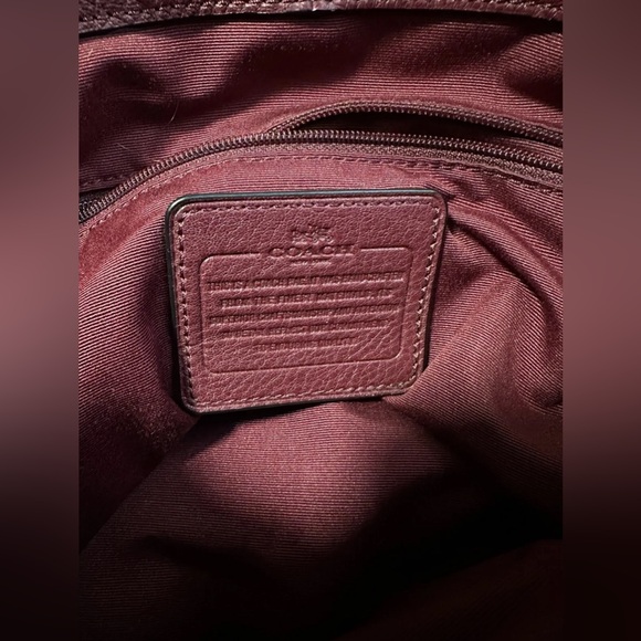 Coach PHOEBE F35723 Bag in Burgundy - Picture 4 of 5